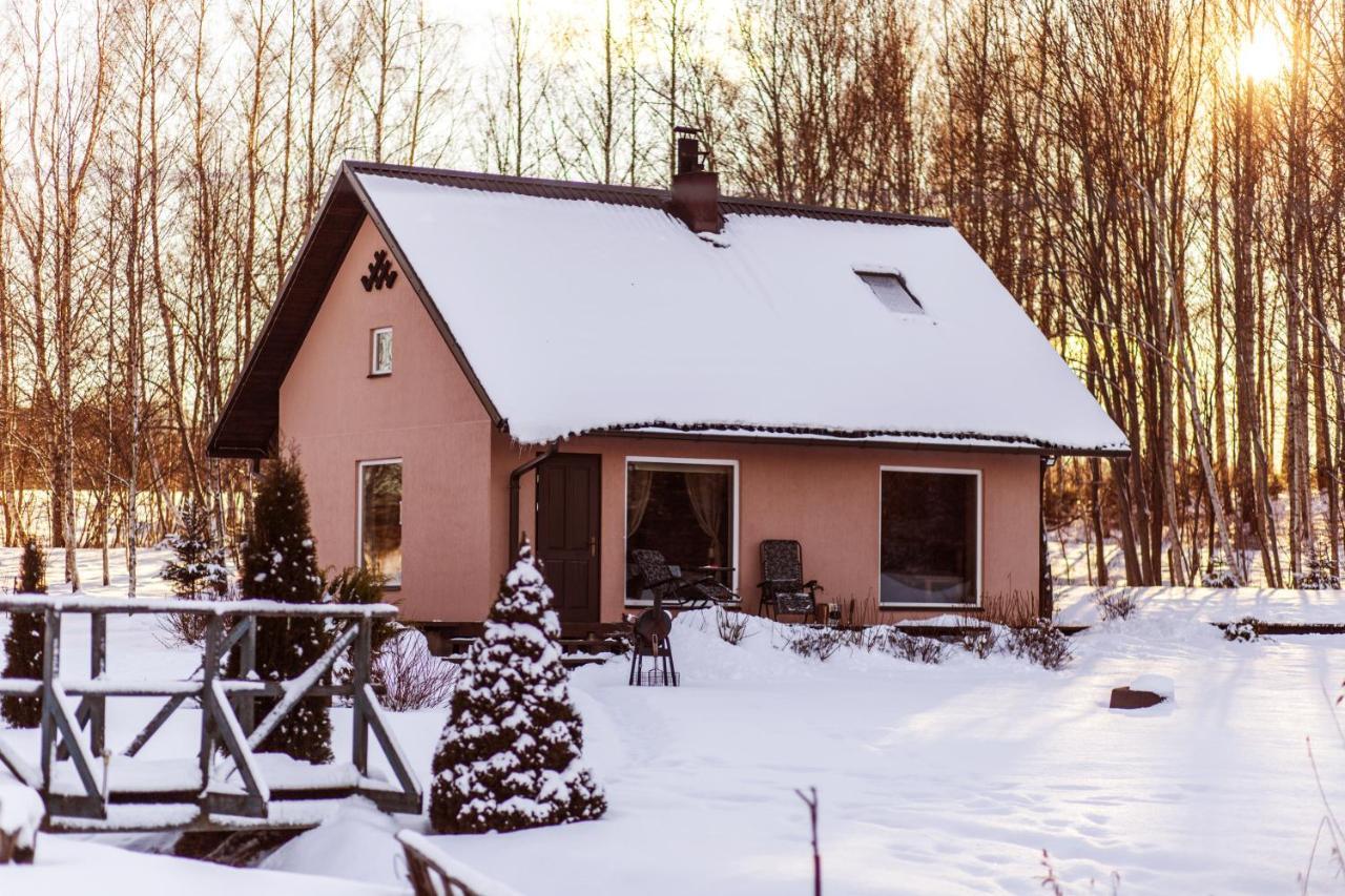 Burzini Villa Kuldīga Екстериор снимка